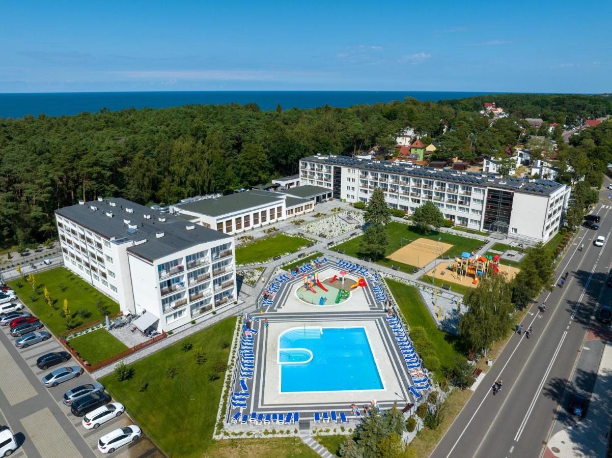 Hotel Zem-Tourist Pustkowo Exterior foto